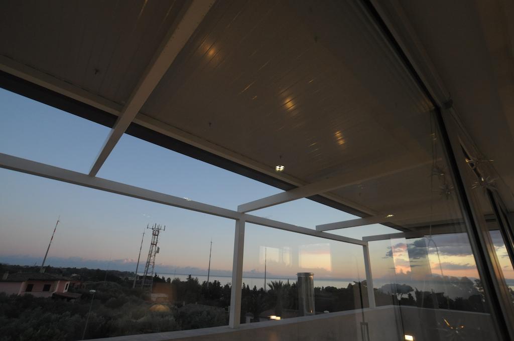 Bed and Breakfast Art House Quartu - Margine Rosso Quartu SantʼElena Zimmer foto